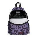 eastpak-ek0a5bg43z7-furrious-lilac-4.webp