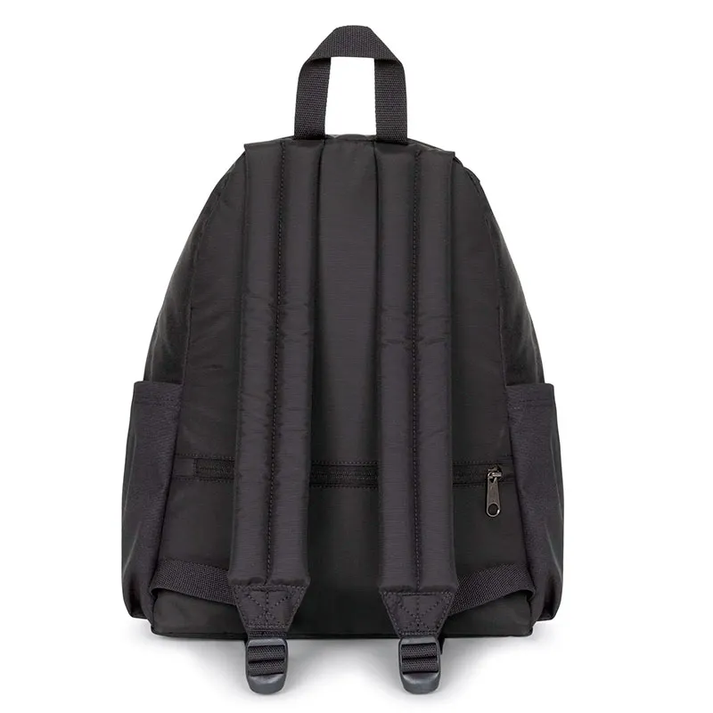 eastpak_ek0a5bg44w3_washed-dark_3.webp